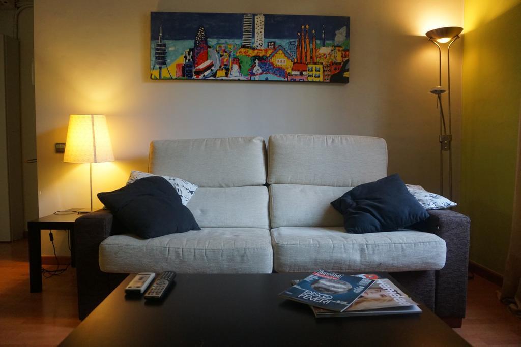 Aparteasy - Montjuic & Fira Барселона Екстериор снимка
